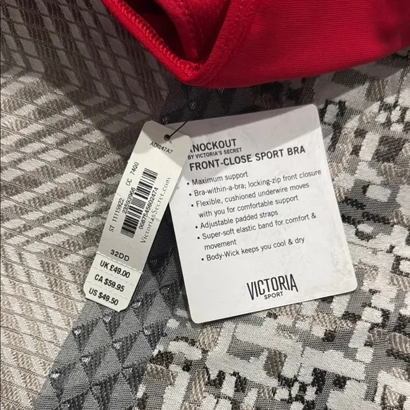 VS Sport Sports Bra NWT - Picture 4 of 5